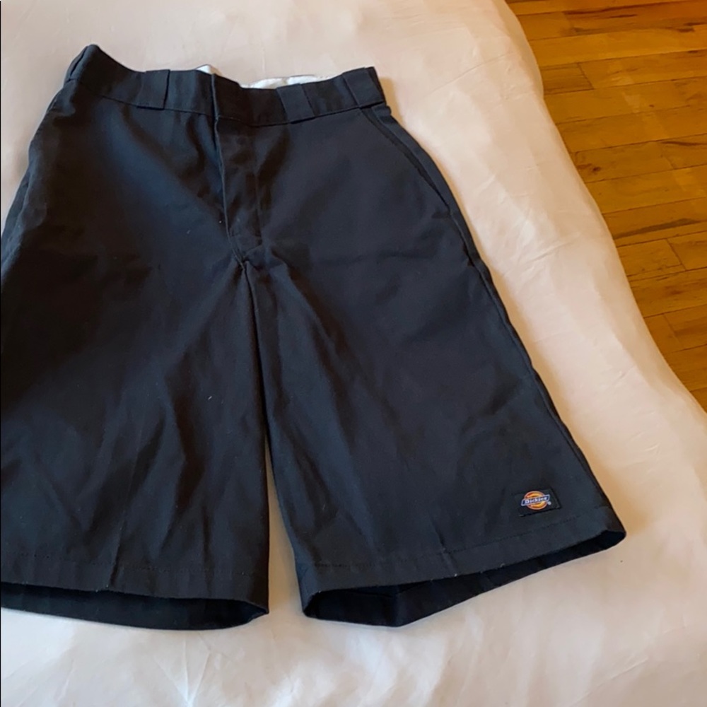 DICKIES oversized shorts from Japan.